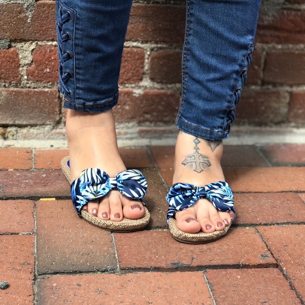 Blue fling sandals - Picture 1 of 4